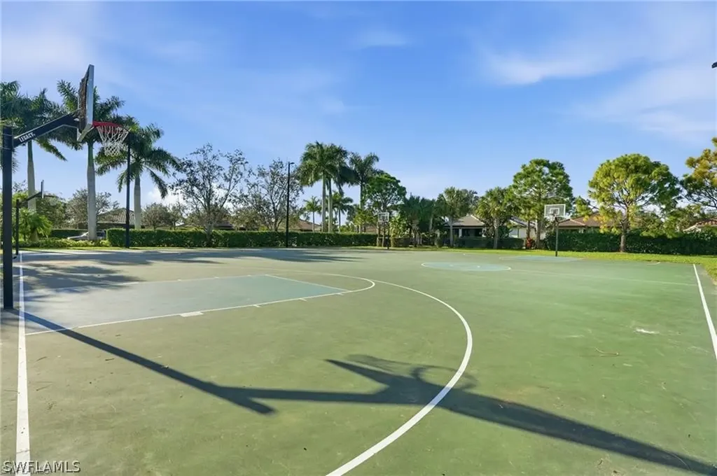 2118 Satsuma Lane Naples FL 34120