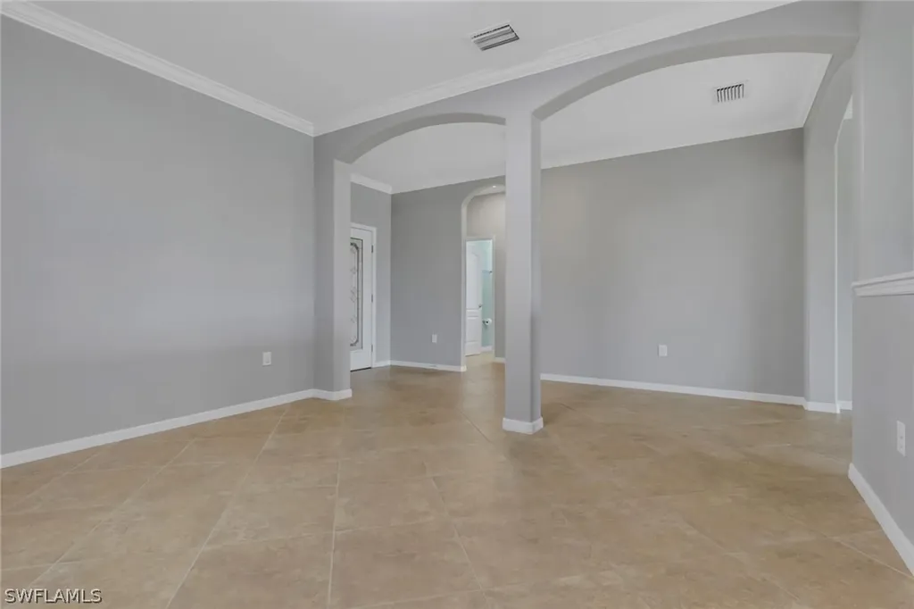 2118 Satsuma Lane Naples FL 34120