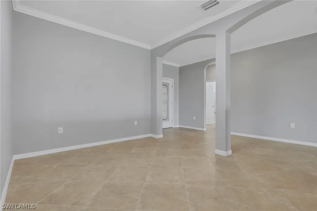 2118 Satsuma Lane Naples FL 34120