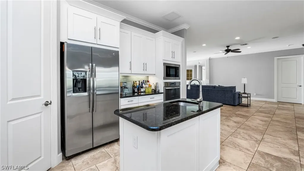8591 Maggiore Court Naples FL 34114