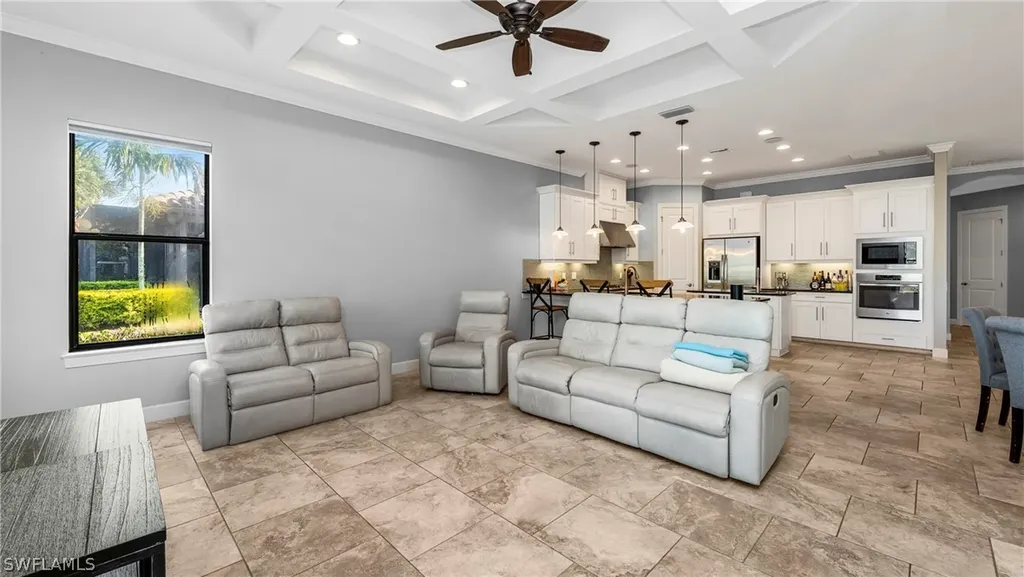 8591 Maggiore Court Naples FL 34114