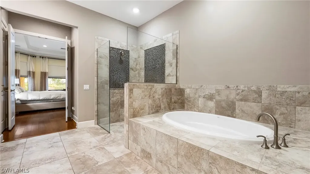 8591 Maggiore Court Naples FL 34114