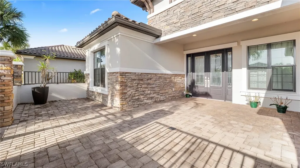 8591 Maggiore Court Naples FL 34114