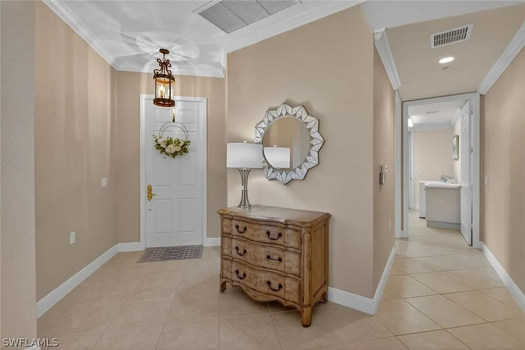 9263 Museo Circle Naples FL 34114