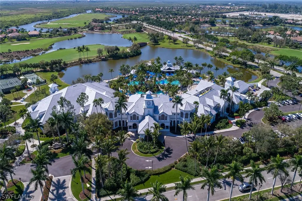 9263 Museo Circle Naples FL 34114