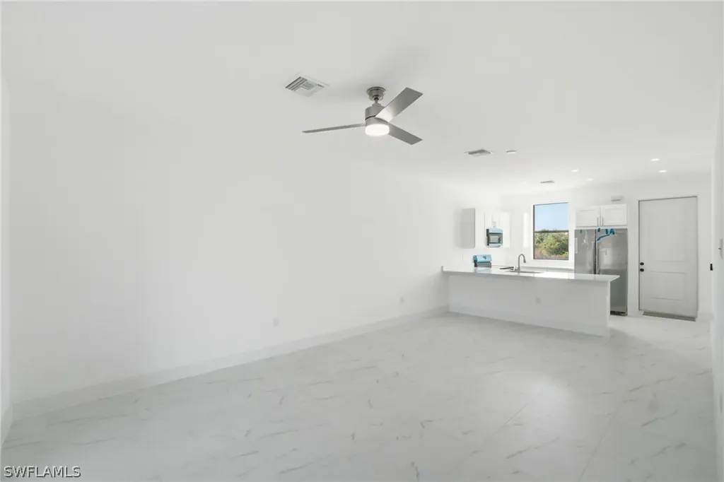 2404/2406 Mae Avenue S Lehigh Acres FL 33973