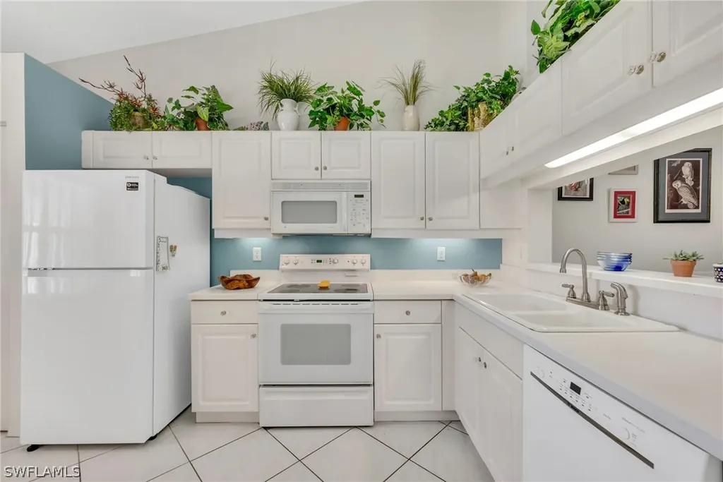 2469 Millcreek Lane Naples FL 34119