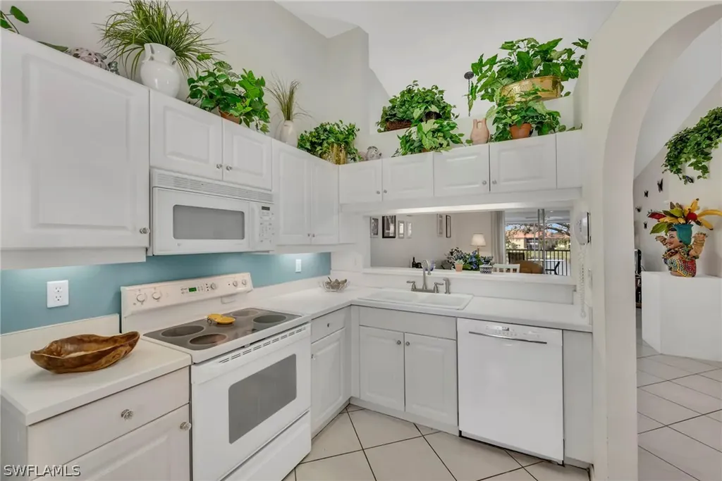 2469 Millcreek Lane Naples FL 34119