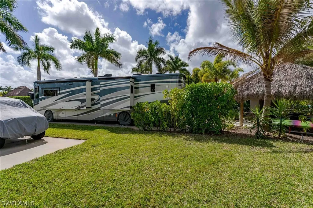 13399 Snook Circle Naples FL 34114
