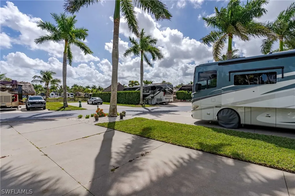 13399 Snook Circle Naples FL 34114