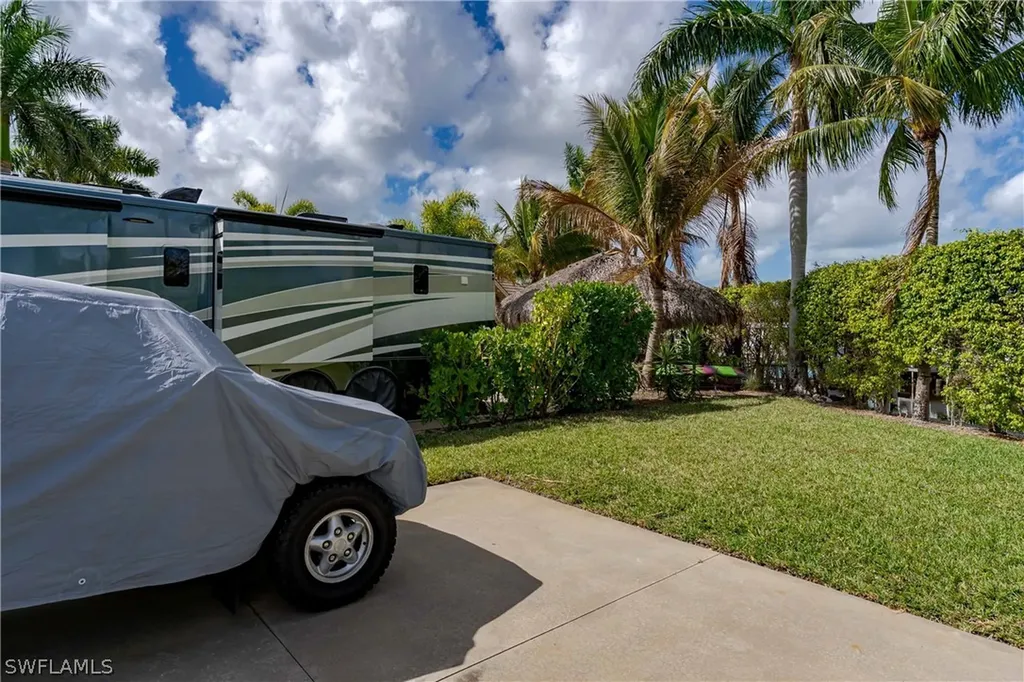13399 Snook Circle Naples FL 34114