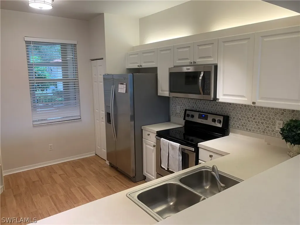 230 Robin Hood Circle Naples FL 34104