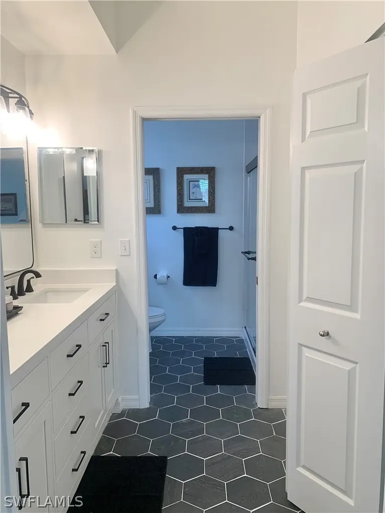 230 Robin Hood Circle Naples FL 34104