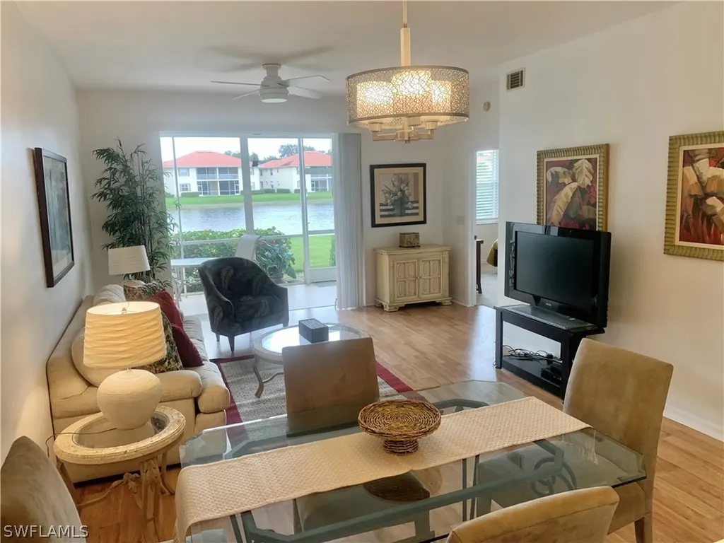230 Robin Hood Circle Naples FL 34104