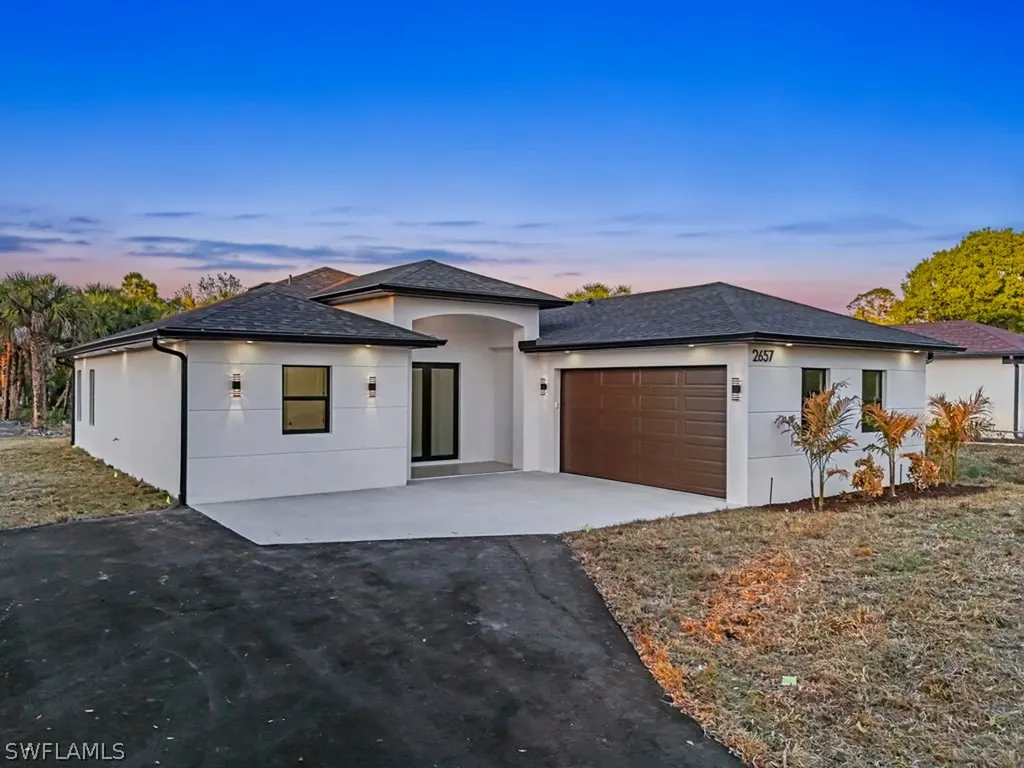 Naples FL, 4371 70TH Avenue NE