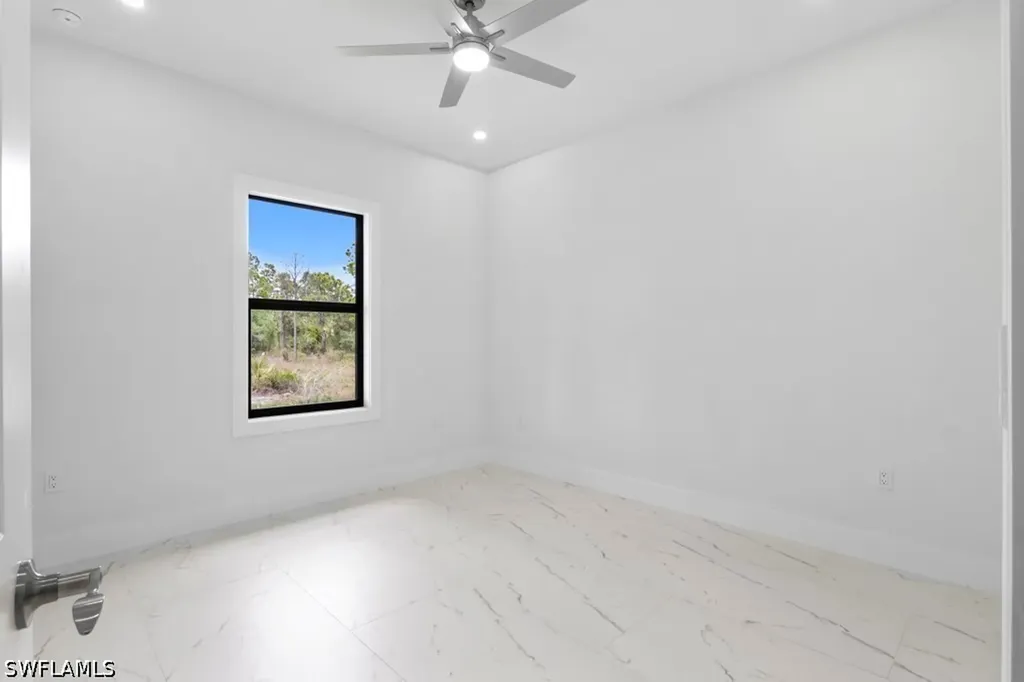 4371 70th Avenue NE Naples FL 34120