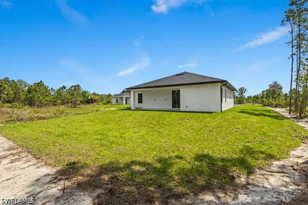 4371 70th Avenue NE Naples FL 34120