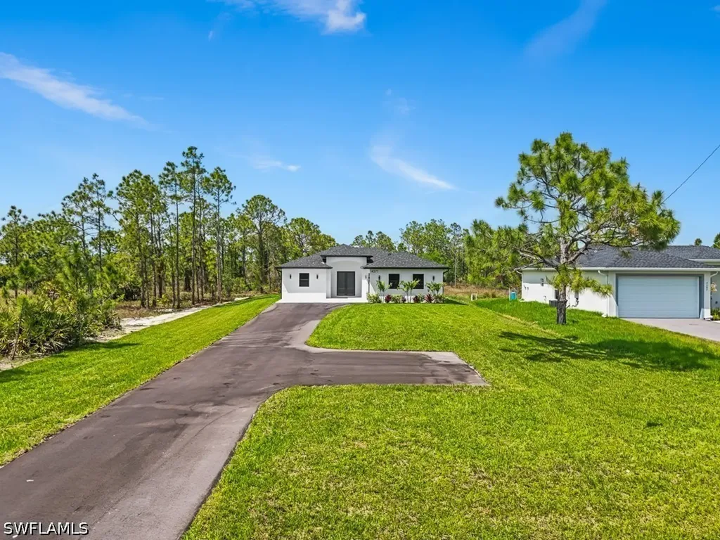4371 70th Avenue NE Naples FL 34120