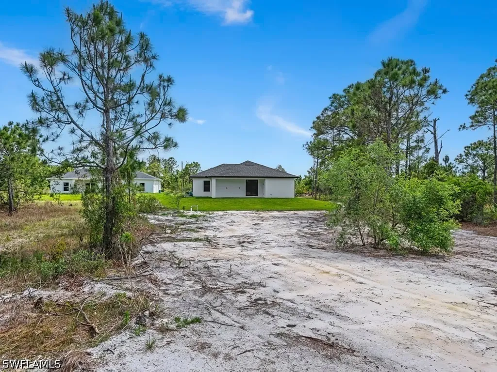 4371 70th Avenue NE Naples FL 34120