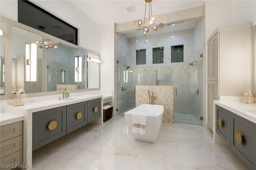 620 94th Avenue N Naples FL 34108