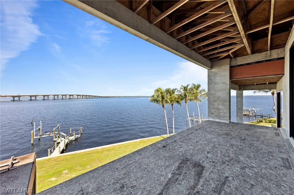 1211 Caloosa Point Fort Myers FL 33901