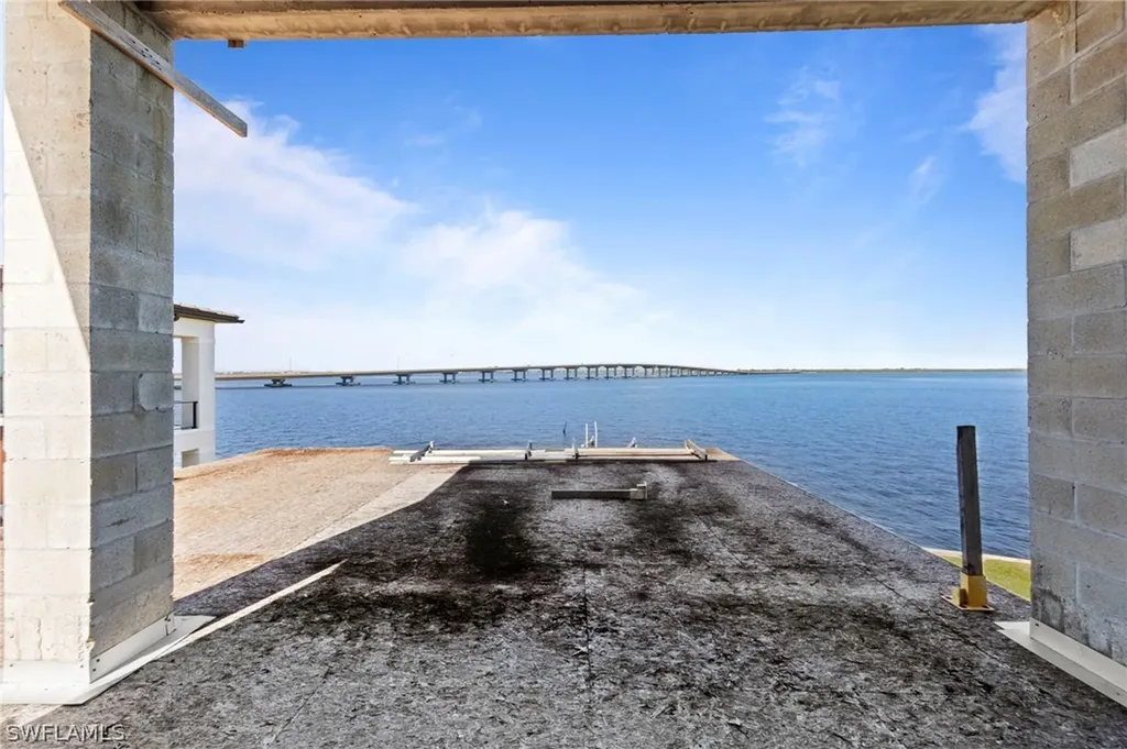 1211 Caloosa Point Fort Myers FL 33901