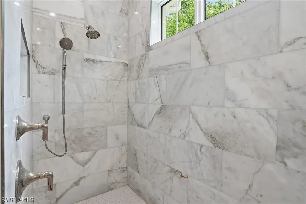 732 12th Street N Naples FL 34102
