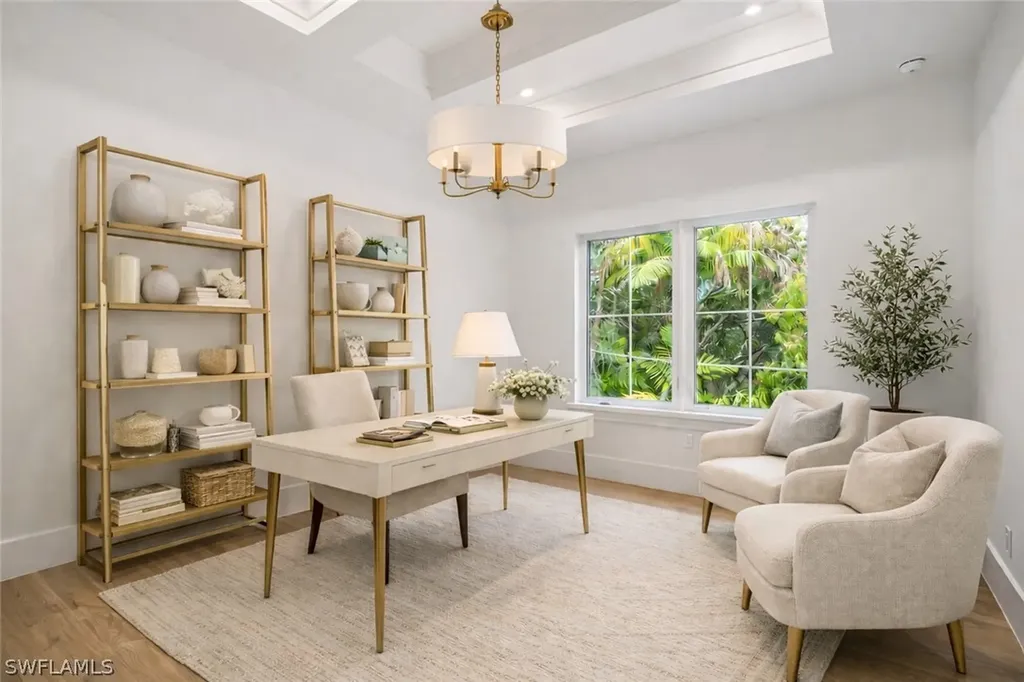 732 12th Street N Naples FL 34102