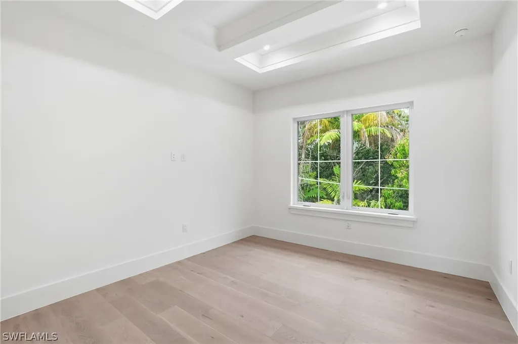 732 12th Street N Naples FL 34102