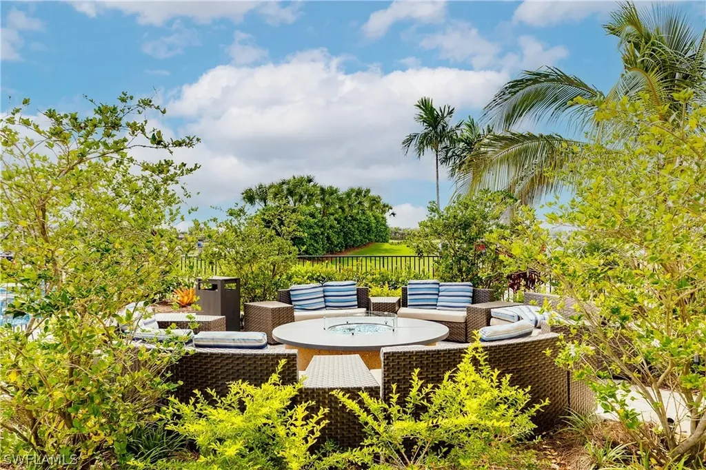 10381 Heritage Bay Boulevard Naples FL 34120