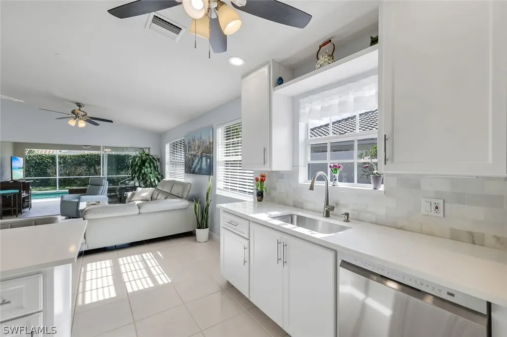 4272 Redonda Lane Naples FL 34119