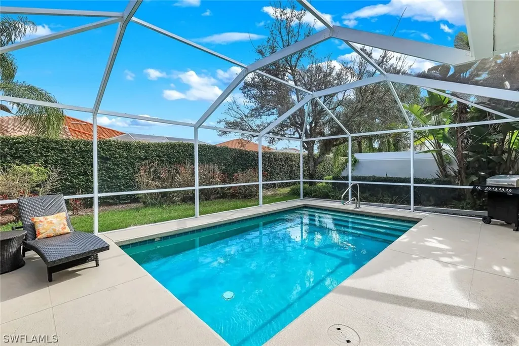 4272 Redonda Lane Naples FL 34119