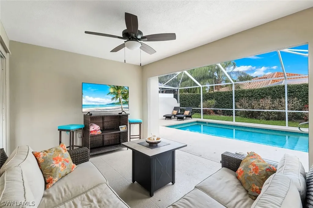 4272 Redonda Lane Naples FL 34119
