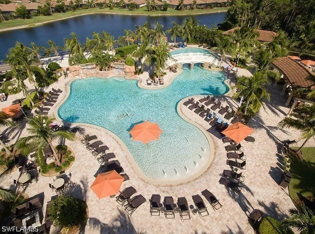 9731 Acqua Court Naples FL 34113