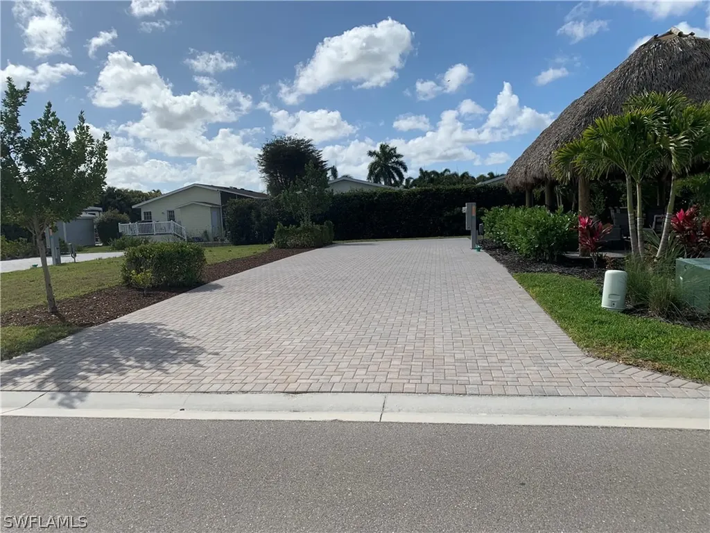 5570 Laguna Caribe Circle Fort Myers FL 33905