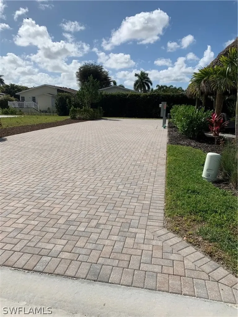 5570 Laguna Caribe Circle Fort Myers FL 33905