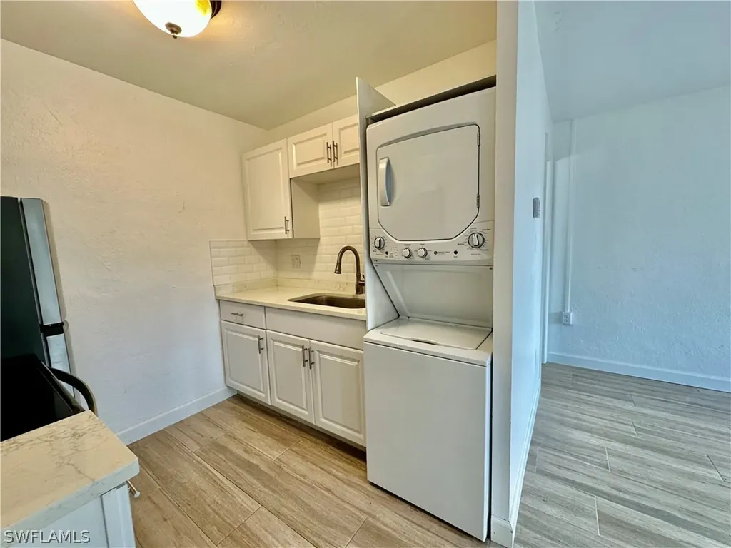 4241 Tarpon Avenue Bonita Springs FL 34134