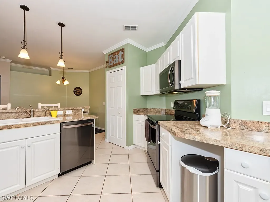 6215 Wilshire Pines Circle Naples FL 34109