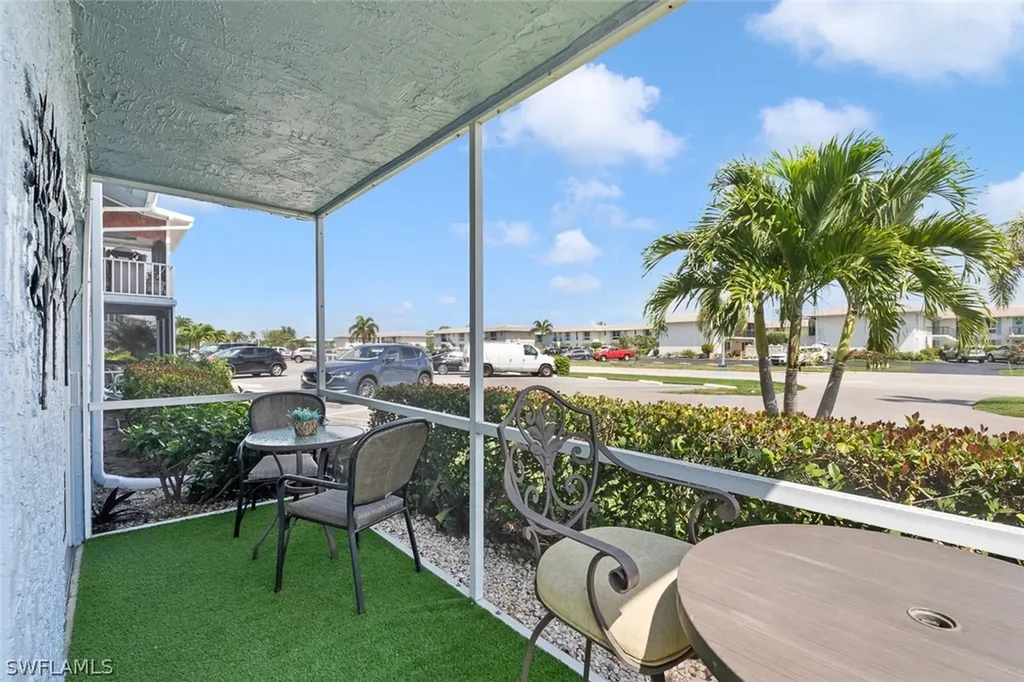 240 Palm Drive Naples FL 34112