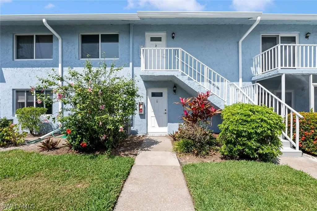 240 Palm Drive Naples FL 34112