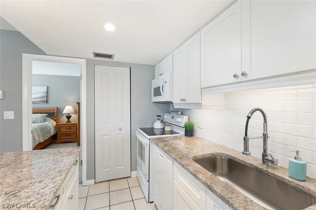 240 Palm Drive Naples FL 34112