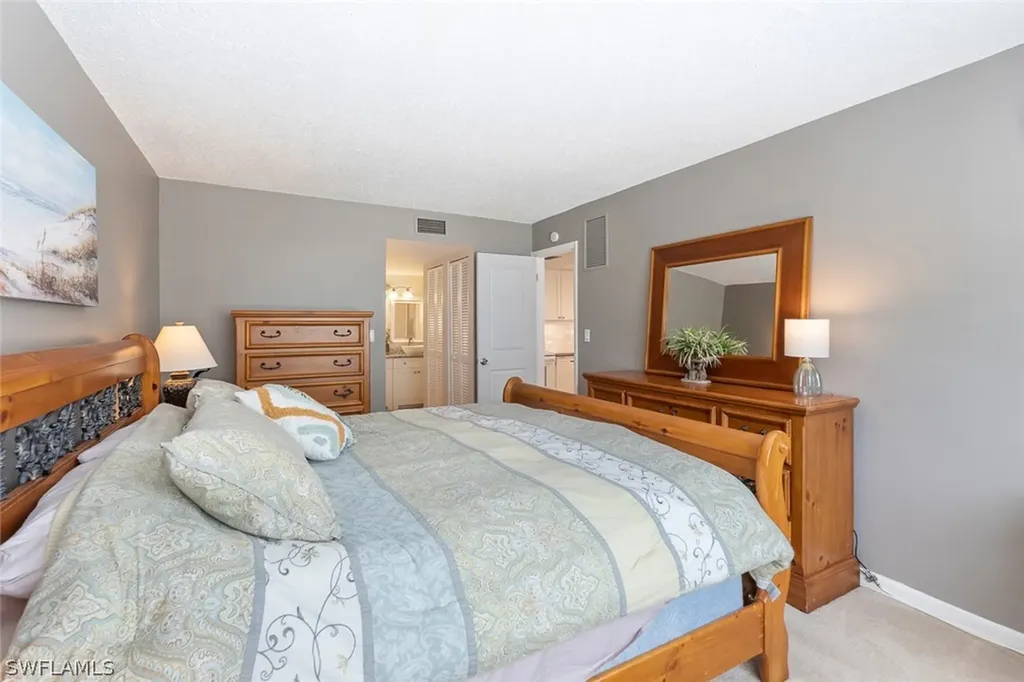 240 Palm Drive Naples FL 34112