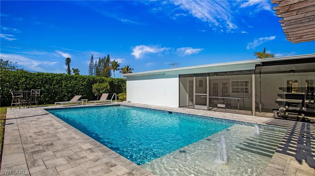 800 100th Avenue N Naples FL 34108