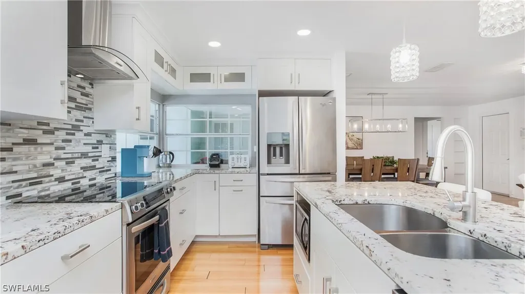 800 100th Avenue N Naples FL 34108