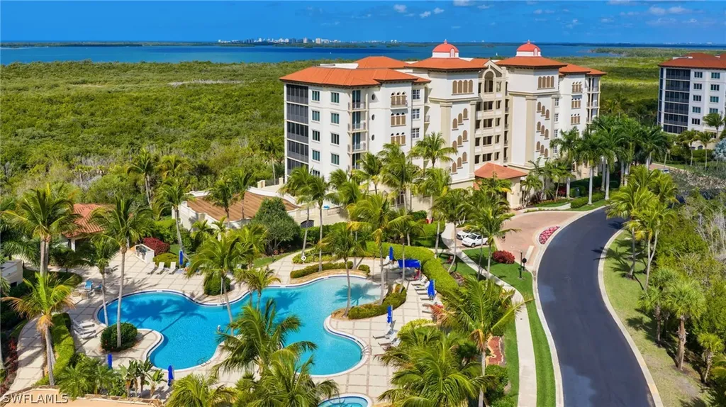 Bonita Springs FL, 24011 Via Castella Drive, Unit 2201