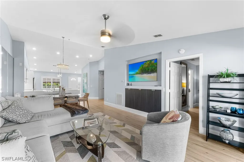9035 Michael Circle Naples FL 34113