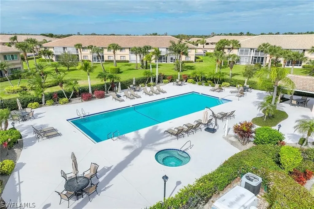 9035 Michael Circle Naples FL 34113