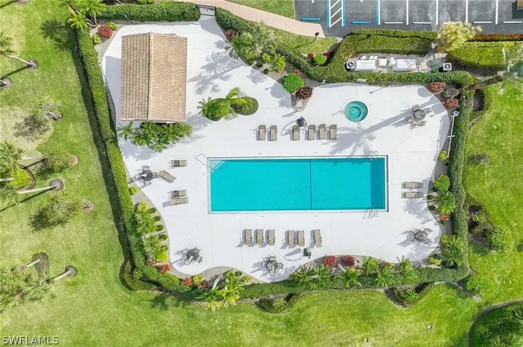 9035 Michael Circle Naples FL 34113