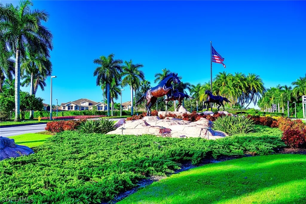 9035 Michael Circle Naples FL 34113