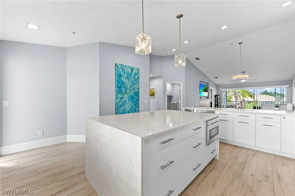 9035 Michael Circle Naples FL 34113